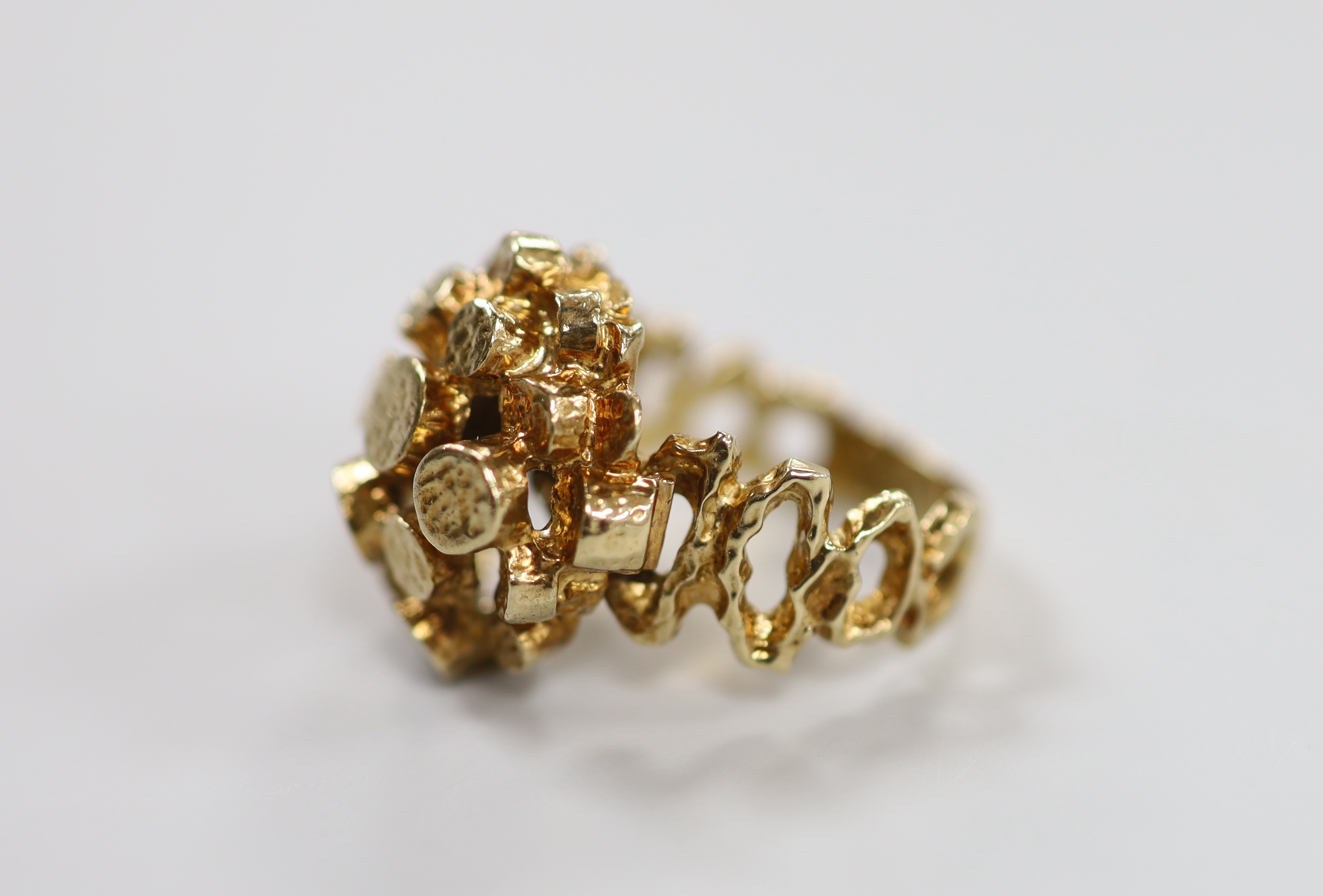 A 1960's/1970's 9ct gold modernist ring, size N, 9.1 grams.